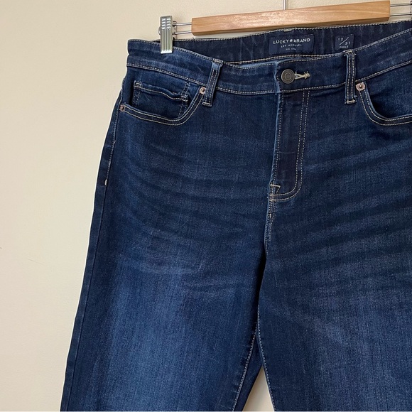 Lucky Brand Mid Rise Straight Sweet Ankle Jean - Picture 2 of 11